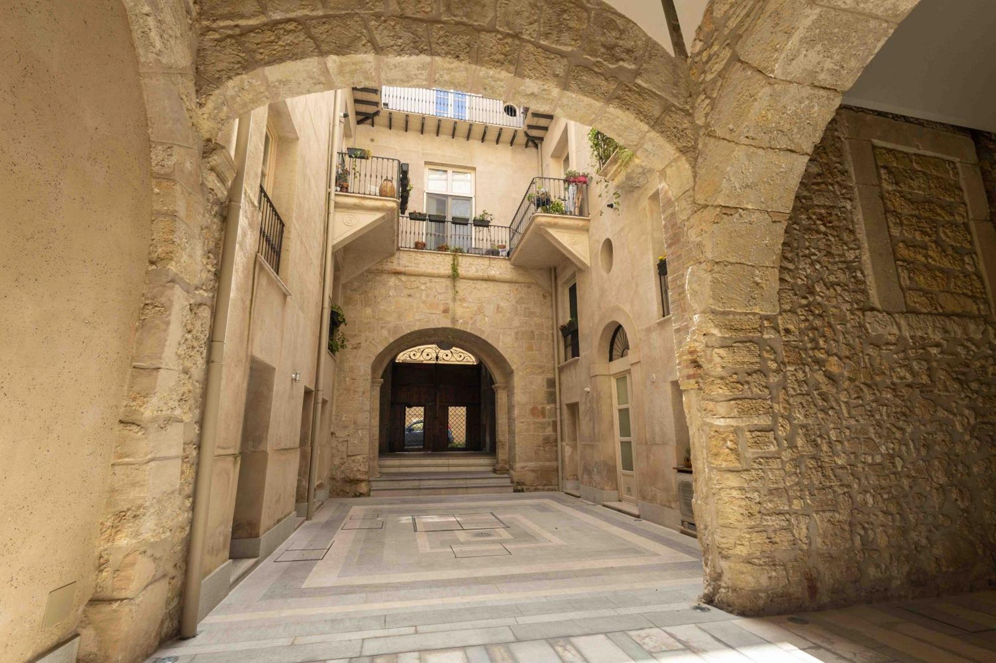 Tomasi Apartment Palermo Bagian luar foto
